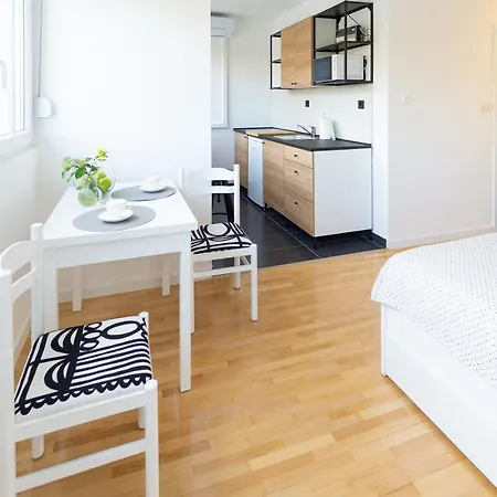 Piero Apartment